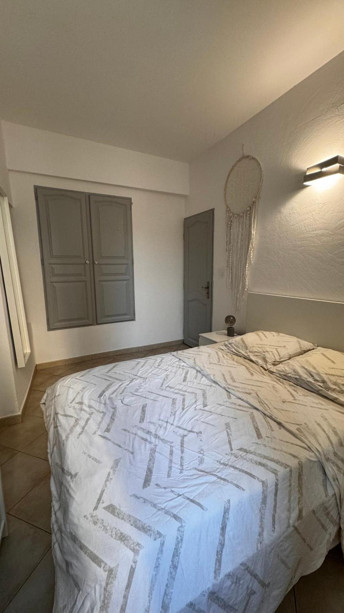Fabuleux Logement Le Beausset Exteriér fotografie